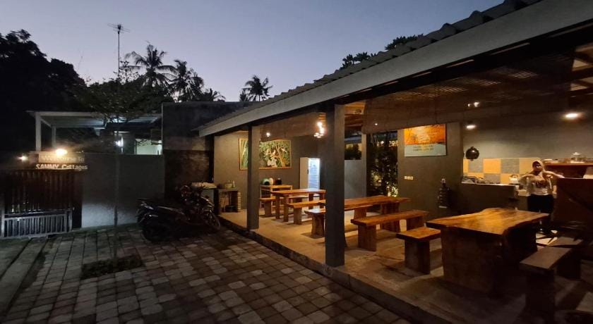 Sammy Cottage Senggigi Hotel in Batu Layar