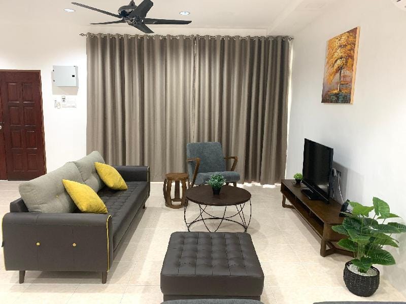 Cozy L3 Villa | Family Getaway/4BR| Private, Relax Vacation rental in Kedah