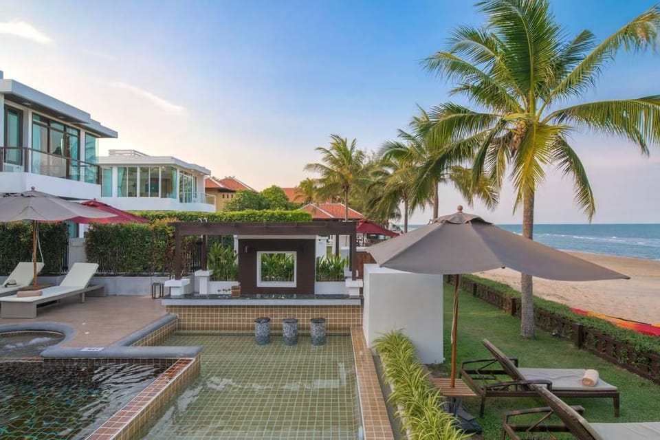 Breathtaking Northern European Design Villa Villa in Prachuap Khiri Khan, Thailand