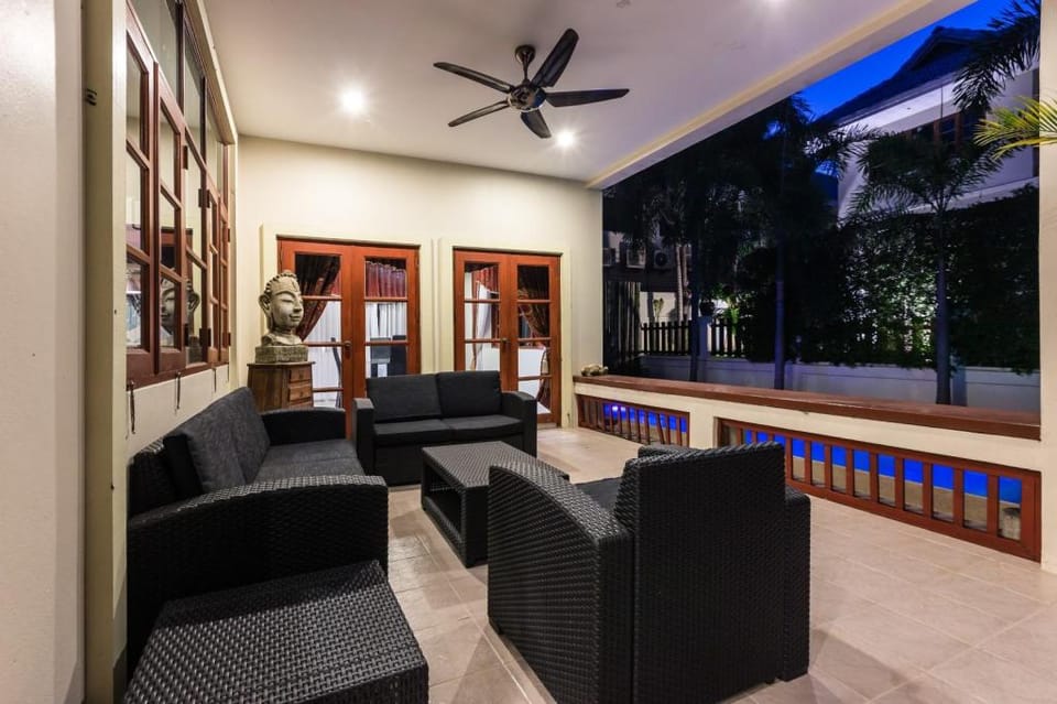Stunning villa close to city centre Villa in Hua Hin District