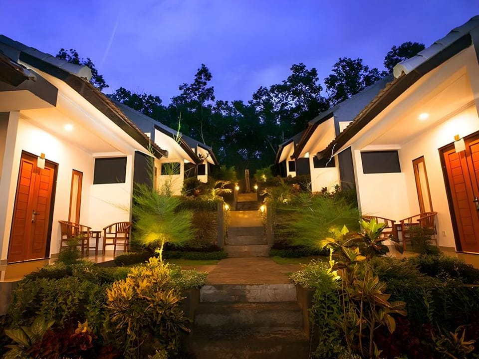 SinggahanBungalow Hotel in Nusapenida