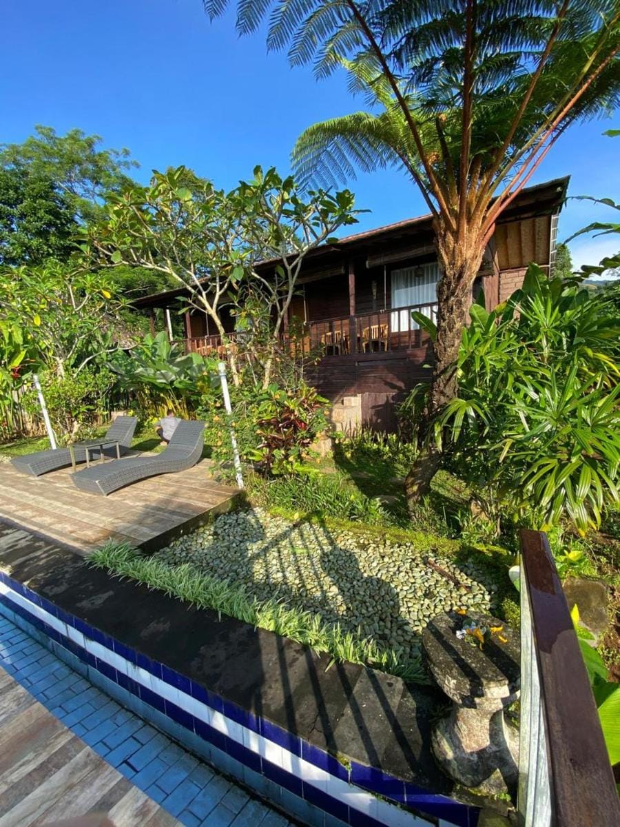 Dukuh Baturan Villa Inn in Bali
