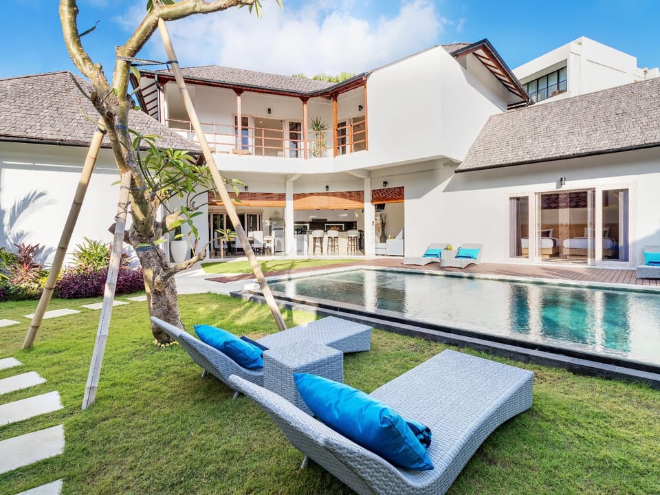 Villa Hiburan 1 by Villa Finder Villa in North Kuta