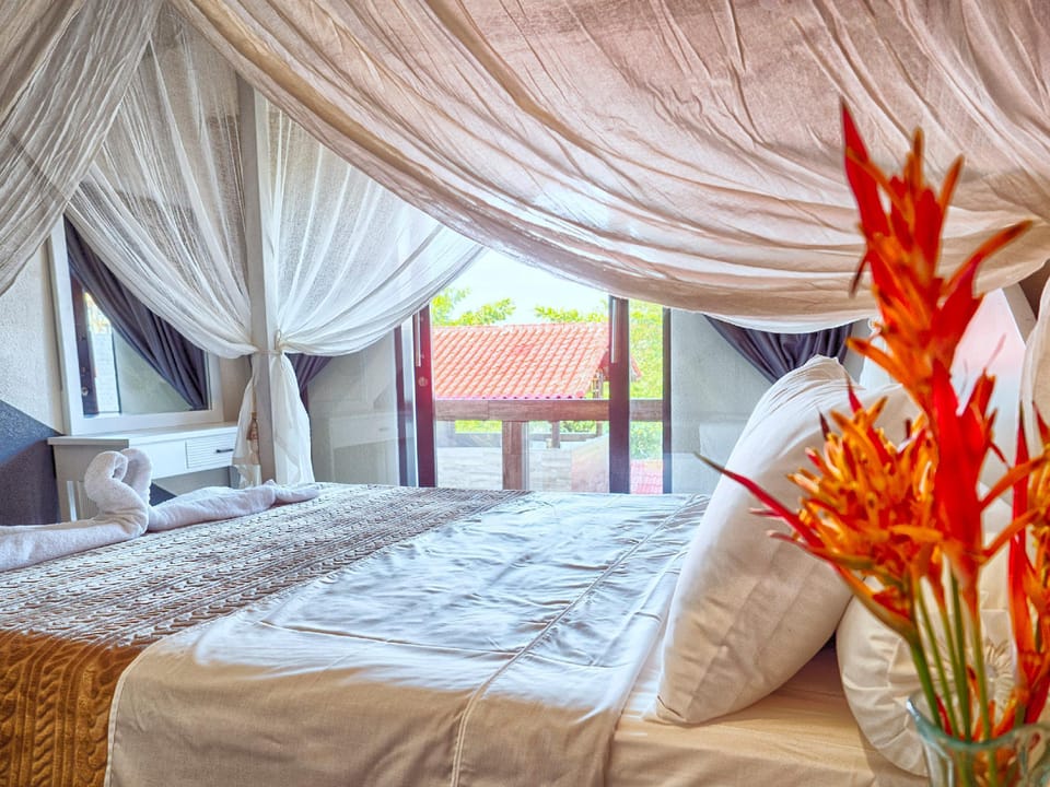 Stunning 4BR designer made villa Lora Sanur Bali Villa in Denpasar