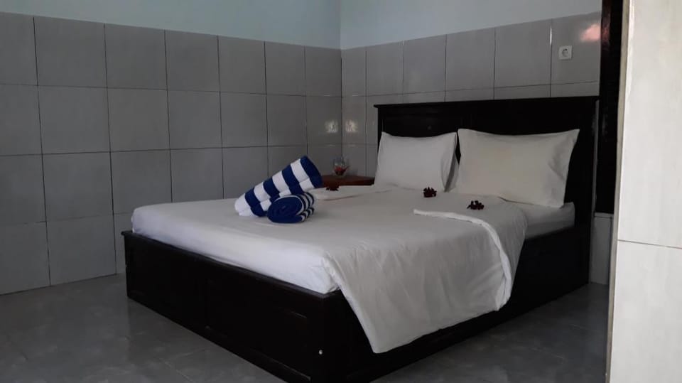 RedDoorz Plus @ Singaraja Hotel in Buleleng