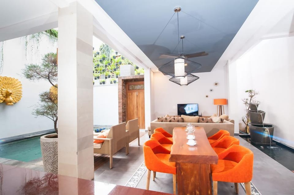 2 BDR pool villa in Seminyak Villa in North Kuta