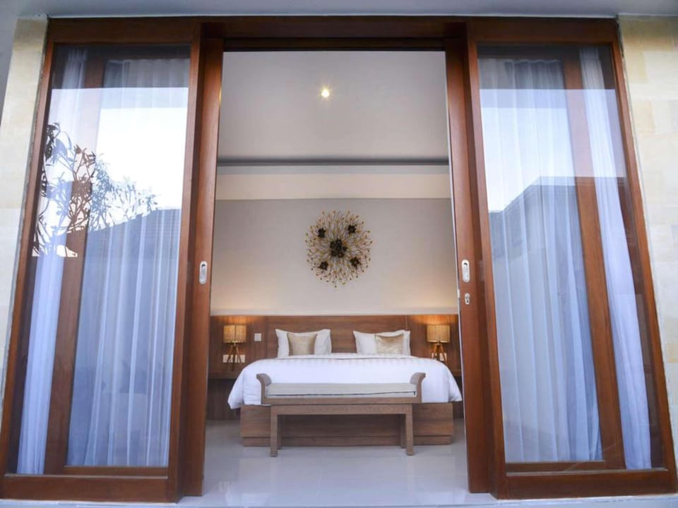 Dewisri Green 3BR Villa in Kuta
