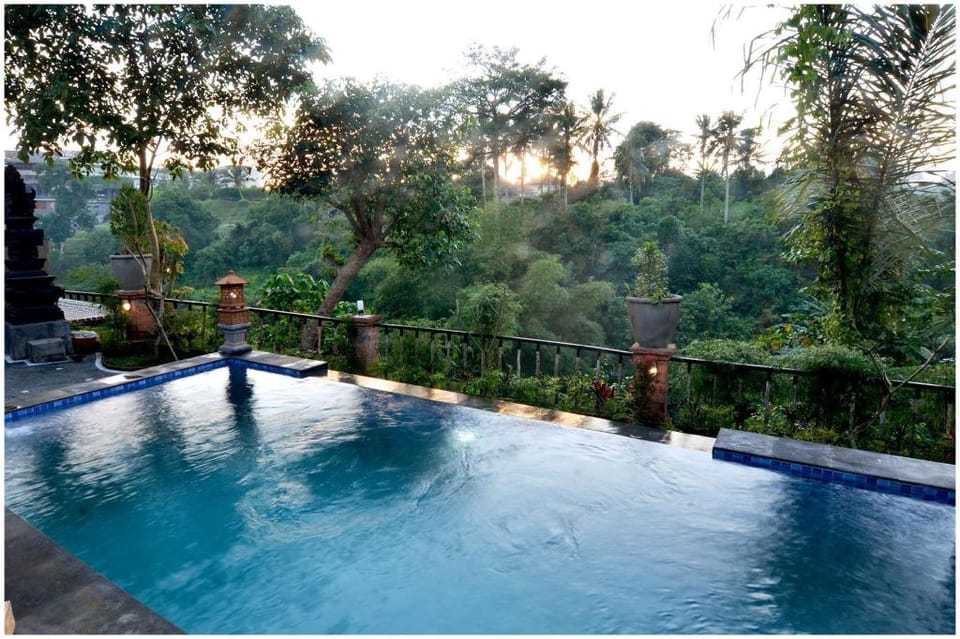 One Bedroom at River View House with swimming pool Vacation rental in Sukawati