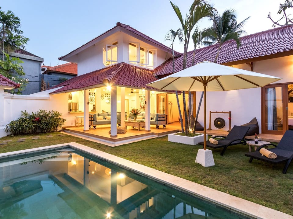 Villa Umara by Villa Finder Villa in Kuta