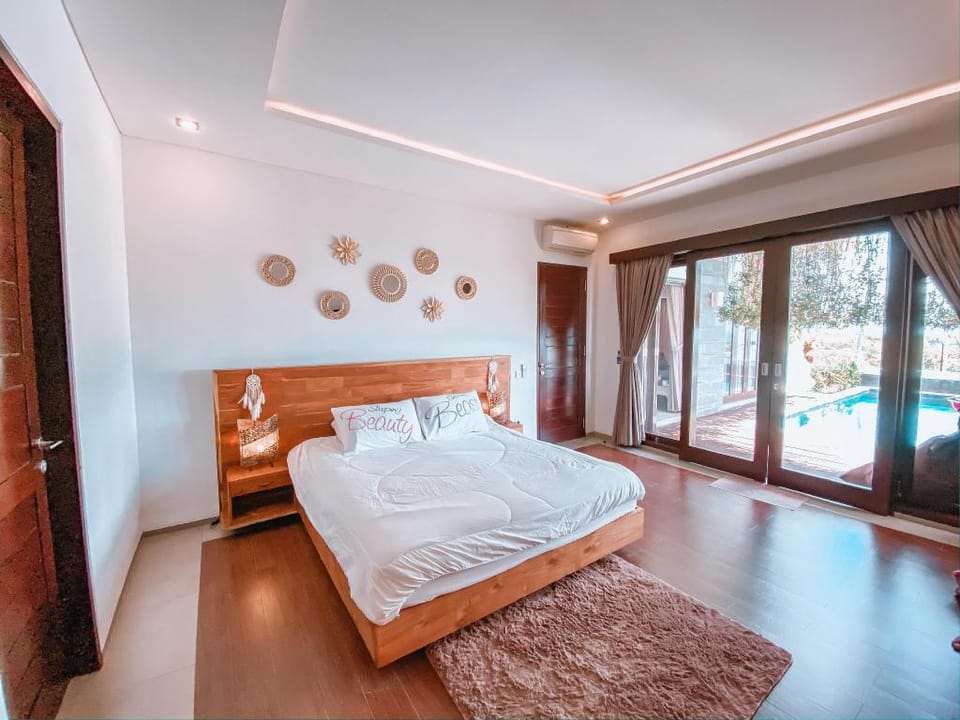 The Ocean Views Luxury Villas, Unit Harvest lot 10 Villa in Bali
