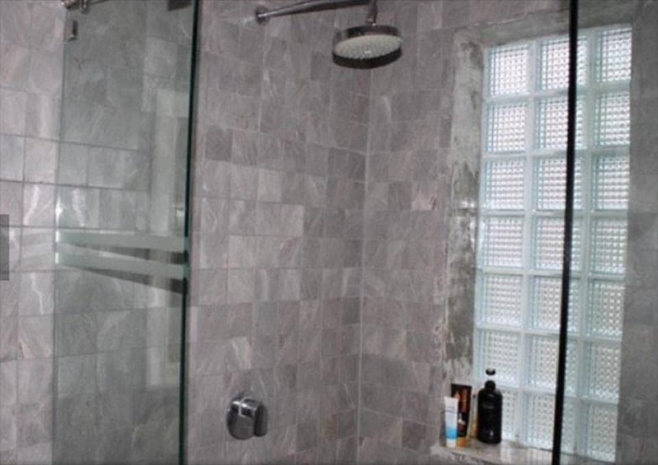 villa DonSam "modern 2BR , private pool, chaweng Villa in Ko Samui