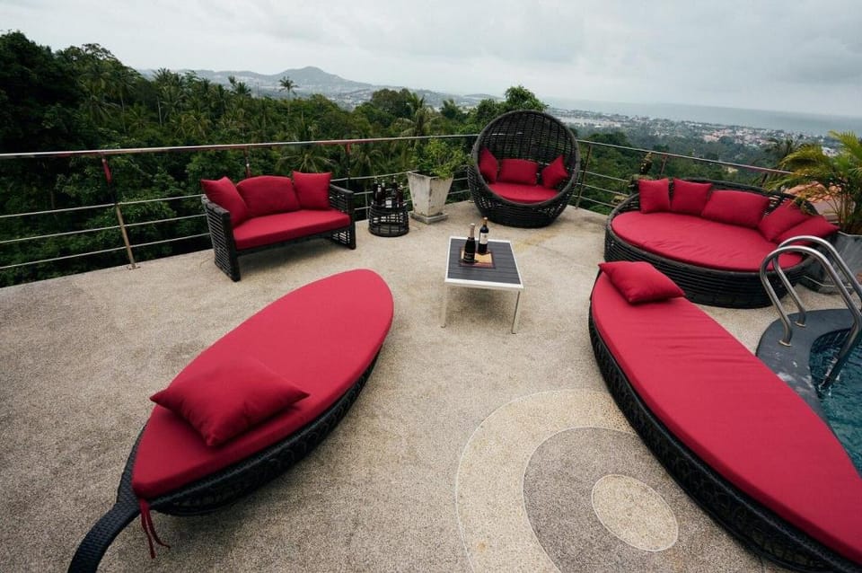 7 Bedroom Twin Sea View Villas Chaweng Noi Villa in Ko Samui