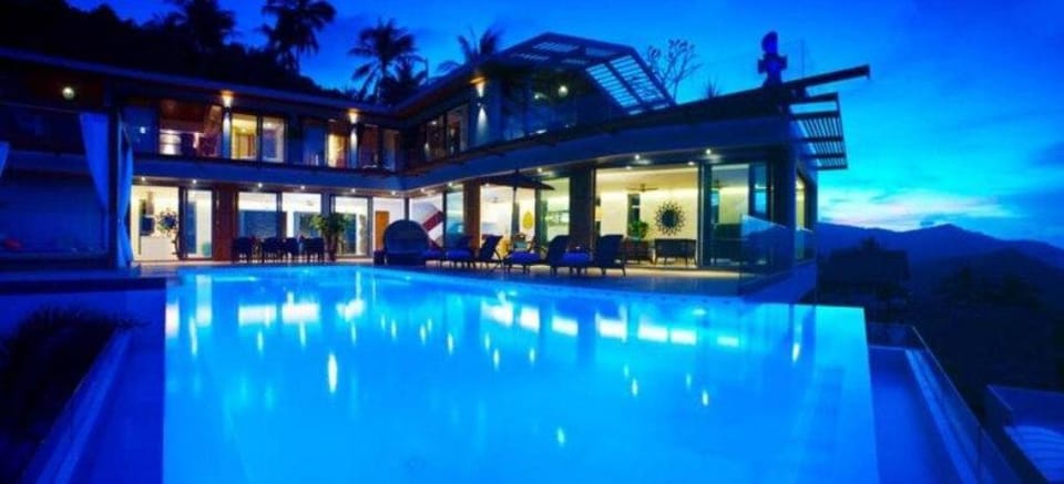 Sea Blue Villa 3BR SDV080G - 5 Star with Staff Villa in Ko Samui