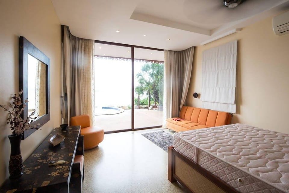 Eight Bedroom Twin Sea Front Villas SDV231/234 Villa in Ko Pha-ngan Sub-district