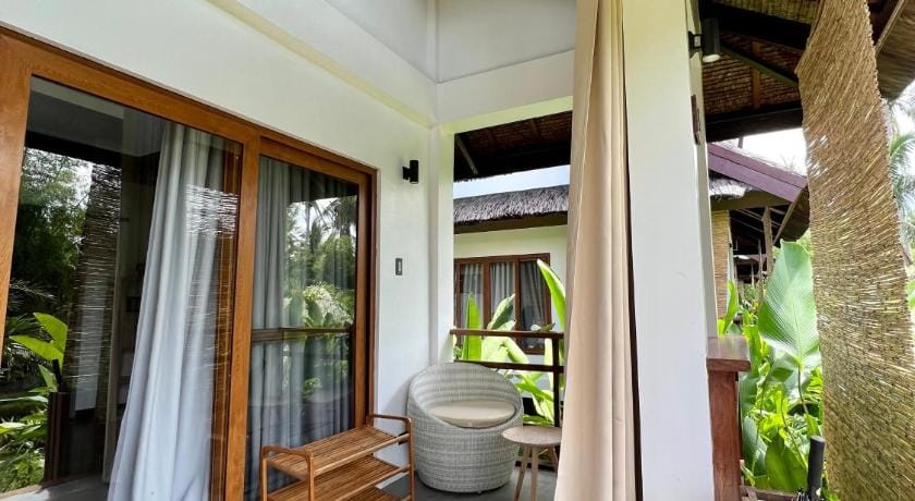 The Village Siargao Bed and Breakfast in General Luna