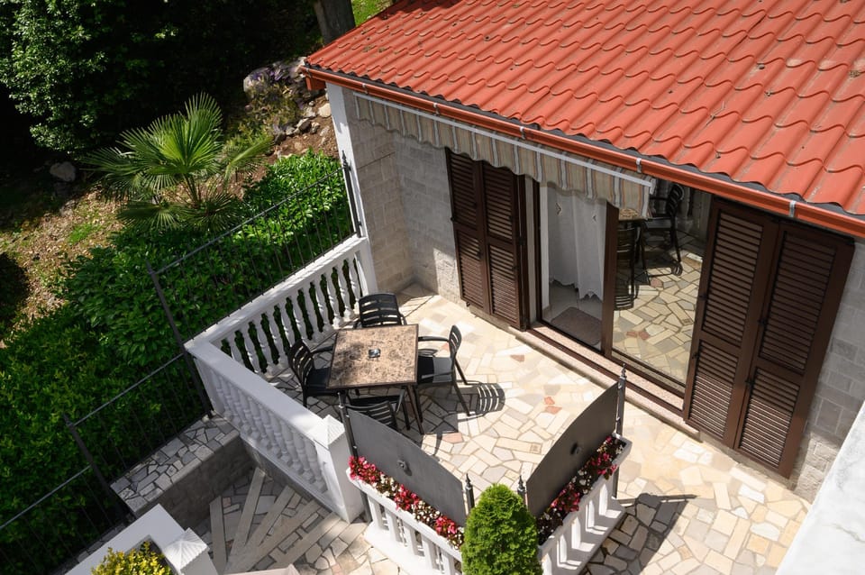 Studio Apartment with Sea View Apartment in Opatija