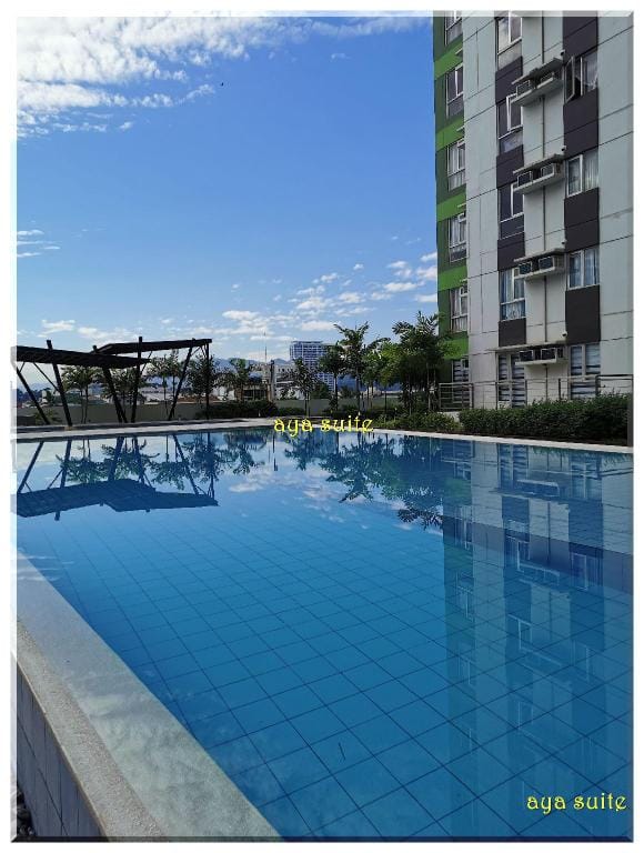 a16,queen bed,netfilx,youtube,ayala centrio tower Apartment in Cagayan de Oro