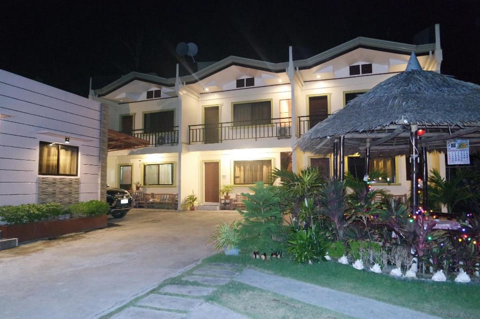 YOO C Apartment    Apartment in Dumaguete