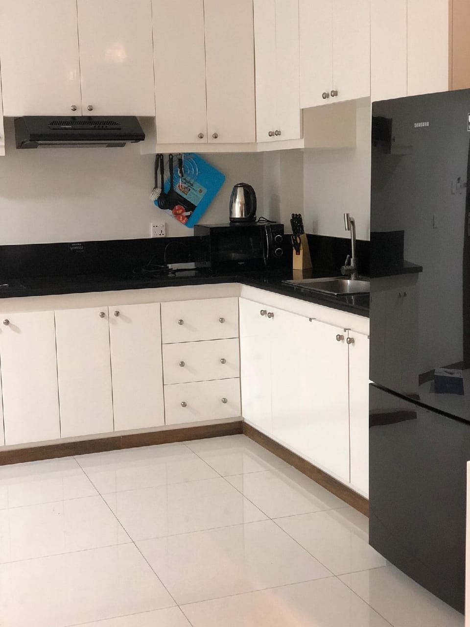 Great  luxurious 1 BR w jacuzzi in great building  Apartment in Angeles
