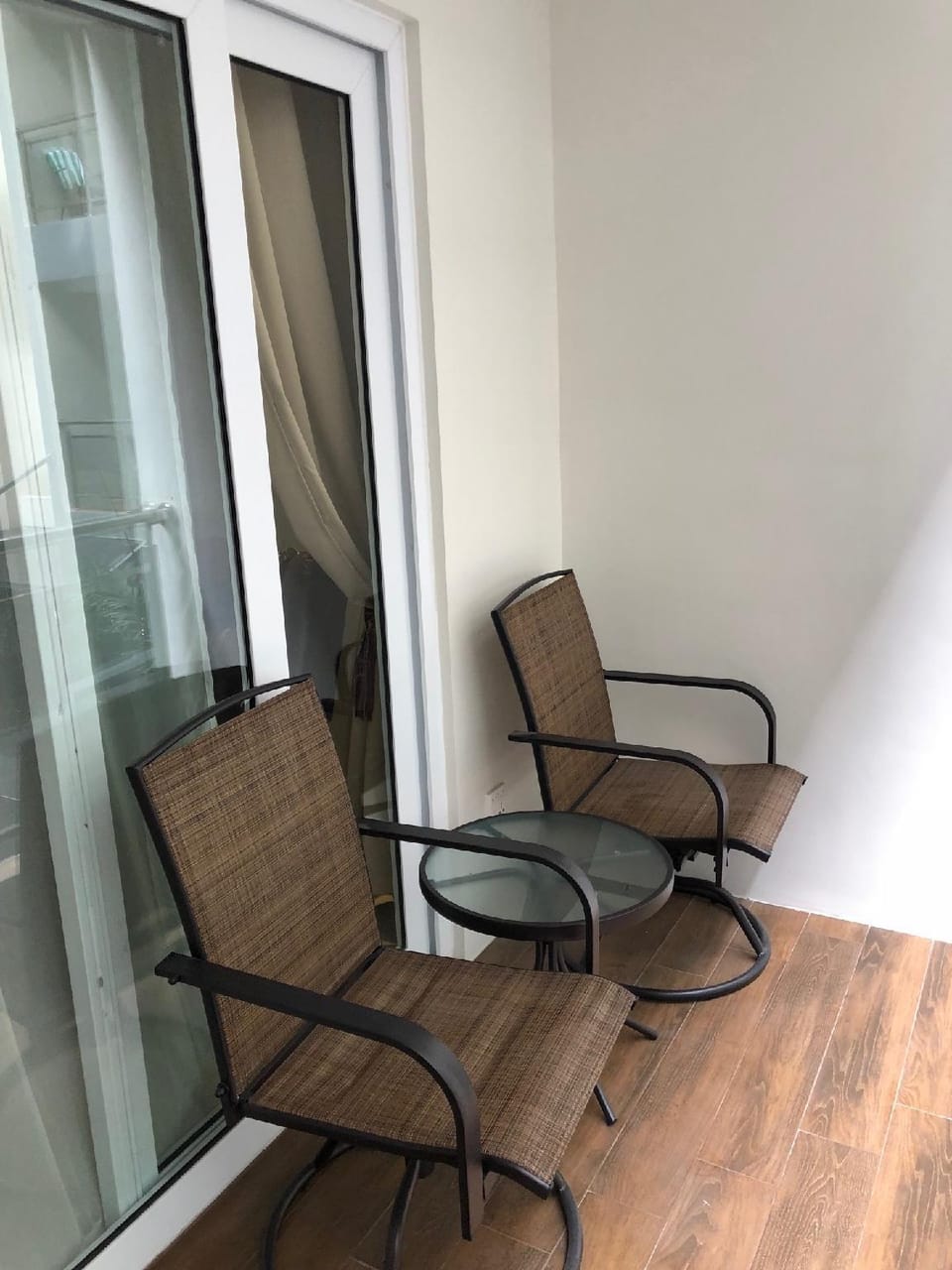 Great  luxurious 1 BR w jacuzzi in great building  Apartment in Angeles