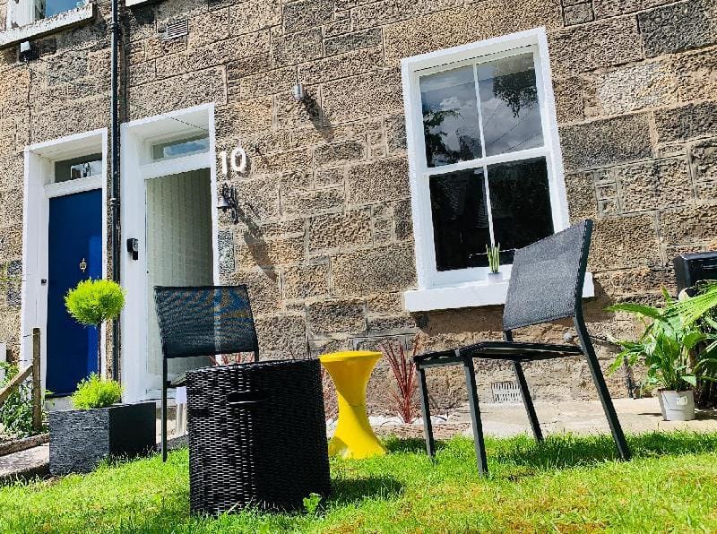 Lovely Flat near City Centre garden + FREE parking Apartment in Edinburgh