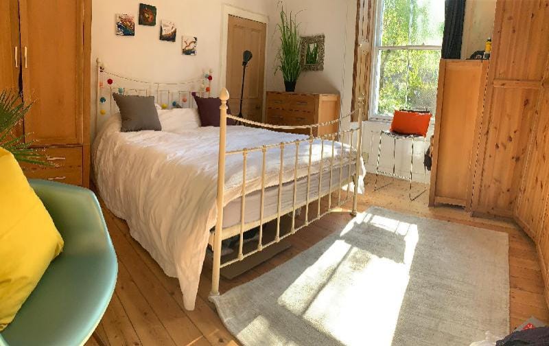 Lovely Flat near City Centre garden + FREE parking Apartment in Edinburgh