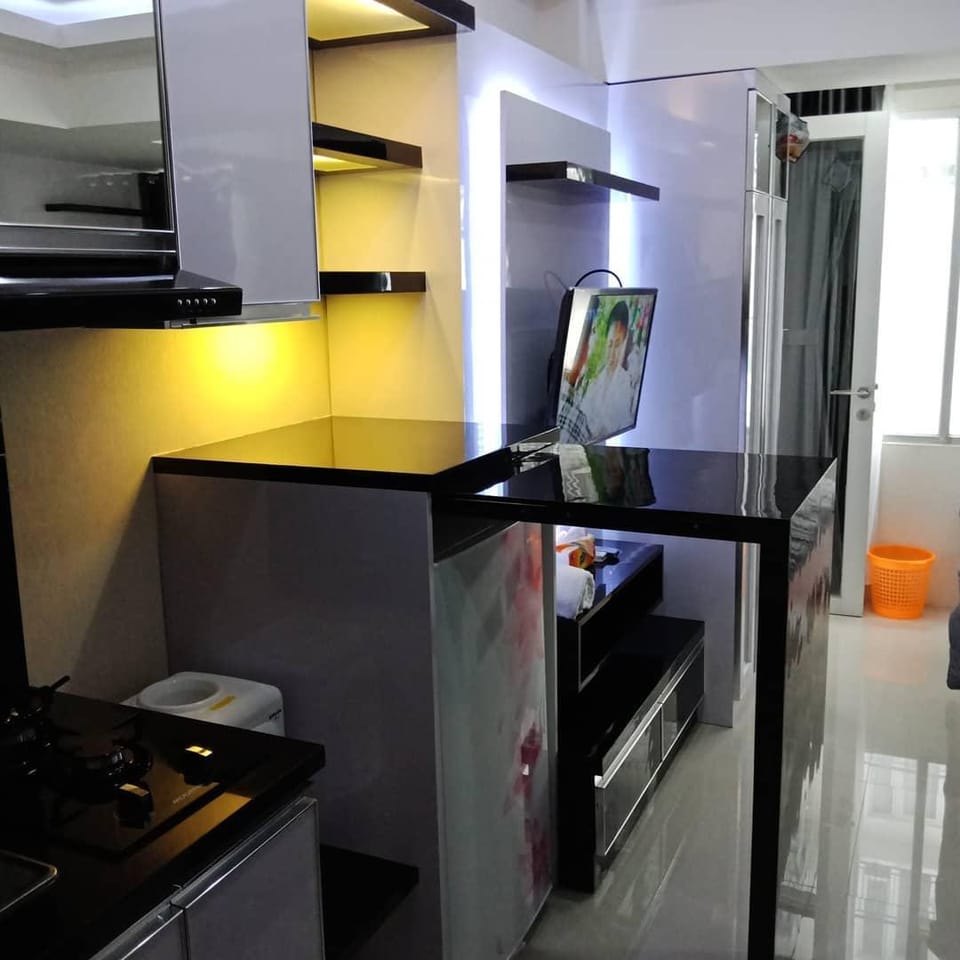 Jarrdin Green Studio lux samping ciwalk by green Apartment in Bandung