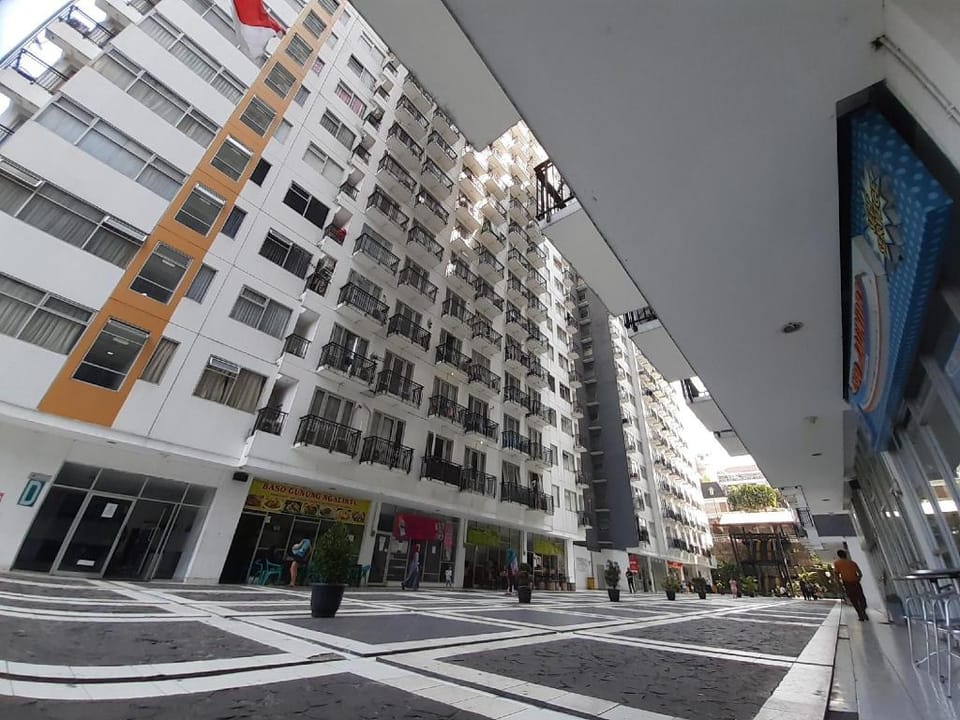 Studio - Bigger Size Jarrdin Cihampelas Apartment in Bandung
