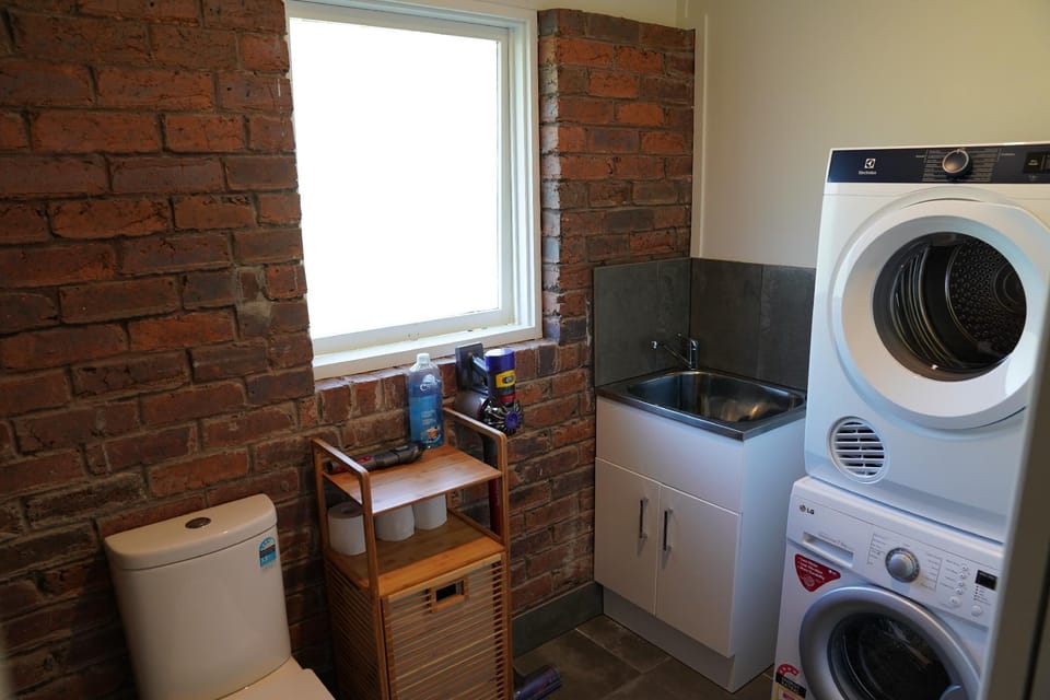 McCarthy Grove Apartment in Maleny