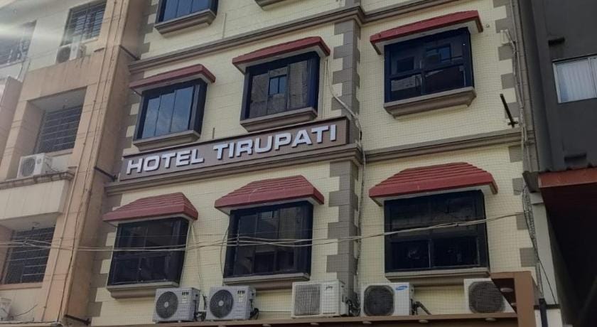 SPOT ON 40871 Hotel Tirupati Hotel in Gujarat