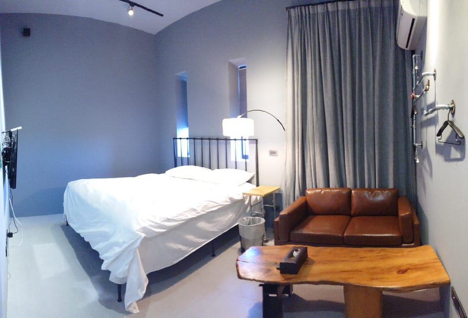 82 Traveler  elevator Inn  3-2 Villa in Taiwan, Province of China
