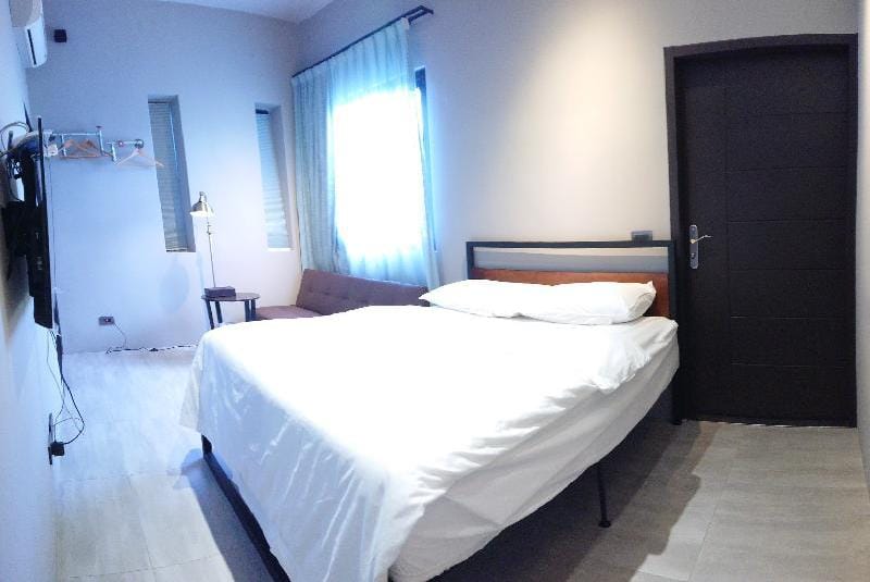 elevator 82 traveller  Inn 3-1 Villa in Taiwan, Province of China
