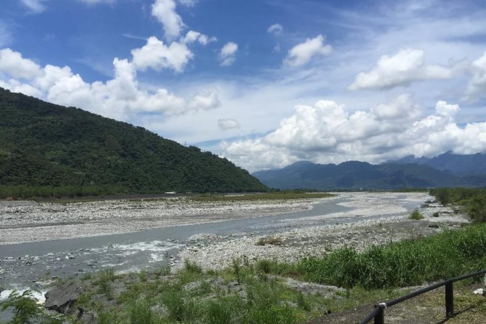 The Healing Waterfall Lodge Vacation rental in Taiwan, Province of China