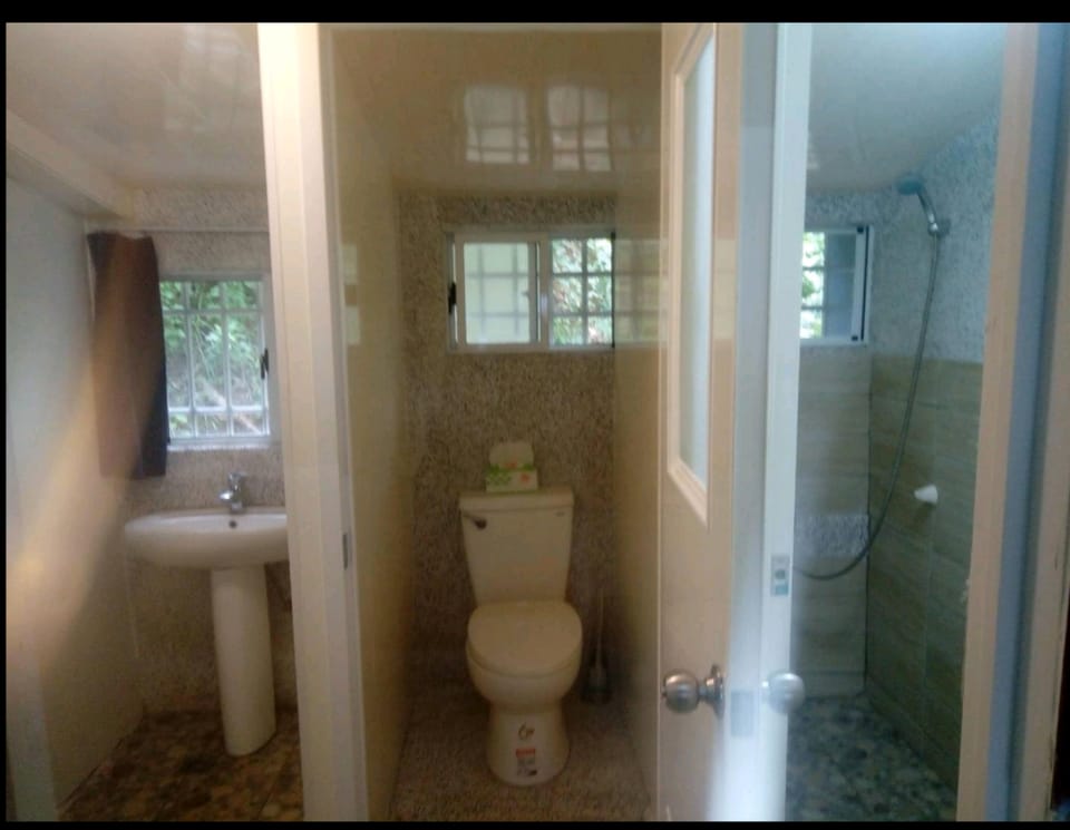 Riverview budget family room 河景平價家庭套房 Vacation rental in Taiwan, Province of China