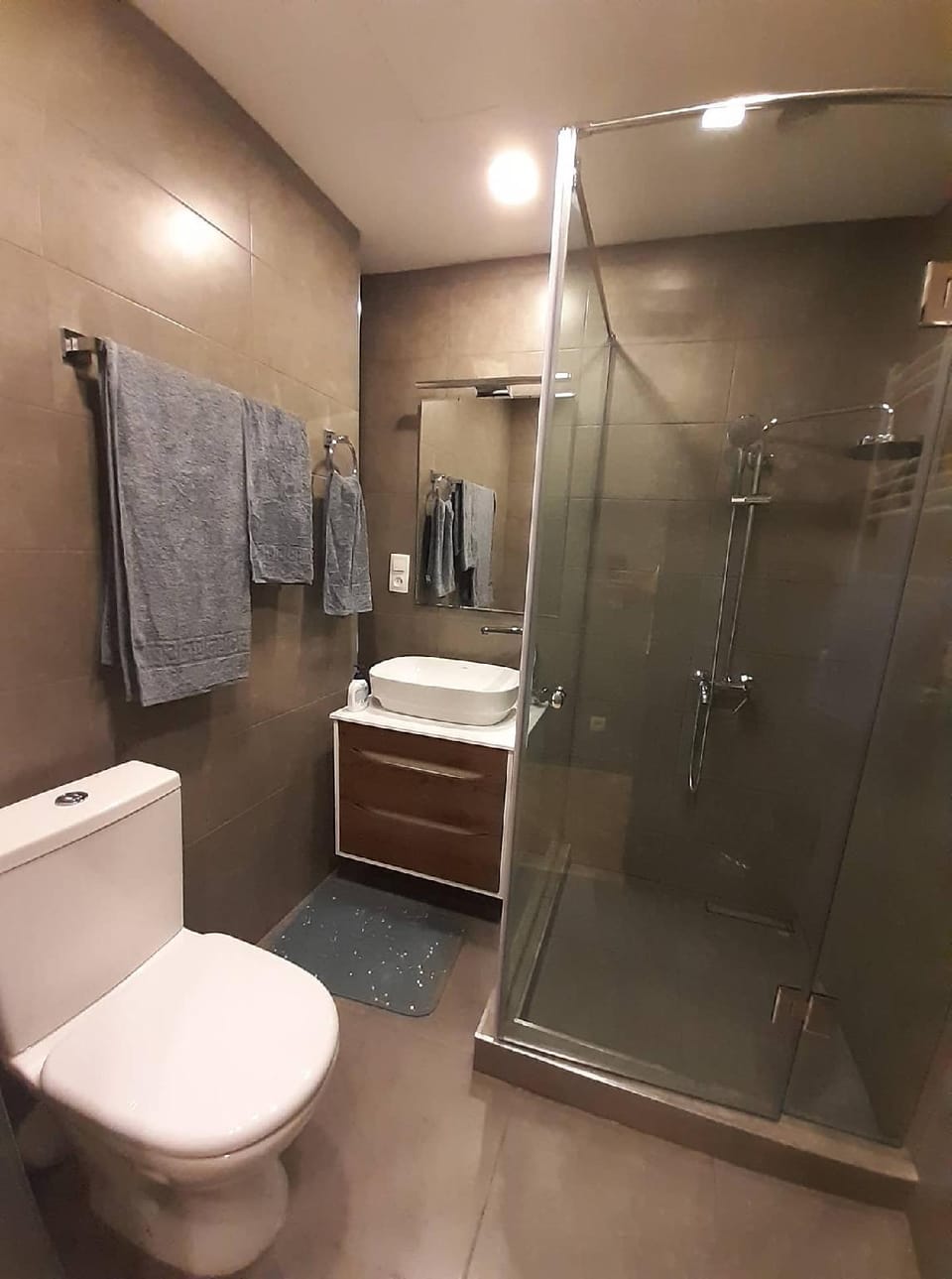 Two bdr. newly renovated apt. near Northern Avenue Apartment in Yerevan