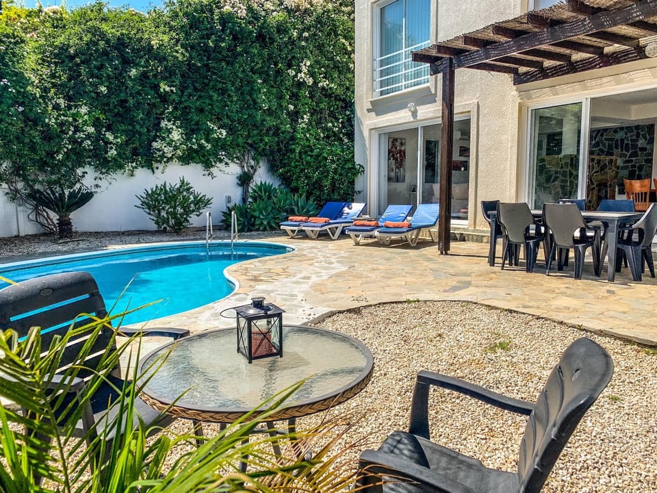 A Santorini Inspired Villa with Panoramic Sea View Villa in Pissouri