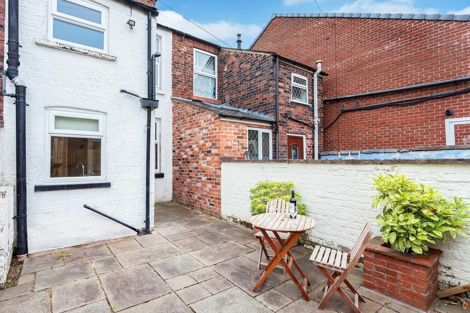 Cloud View Cottage Vacation rental in Congleton