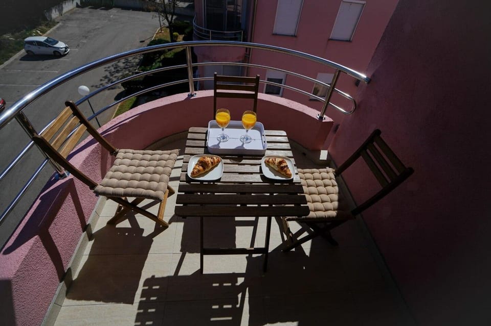 Apartment Nicol Apartment in Zadar
