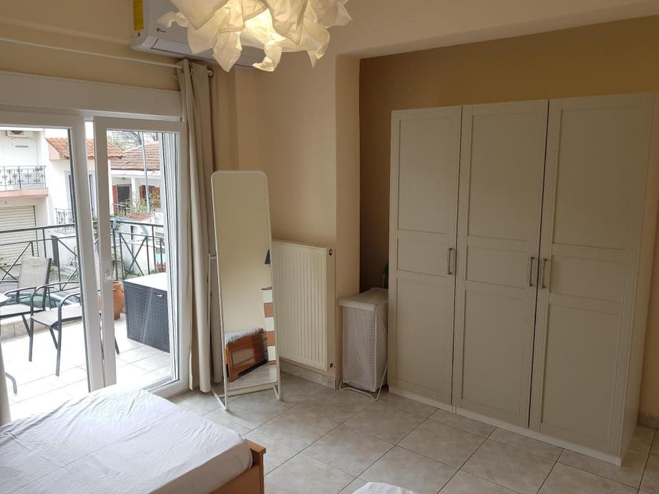 Anris Dom - In a quiet part of the center Apartment in Halkidiki