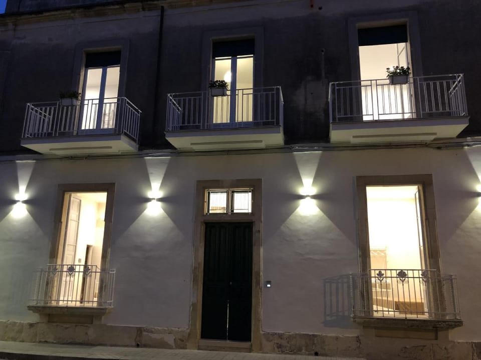 Meliora Rooms Hotel in Avola