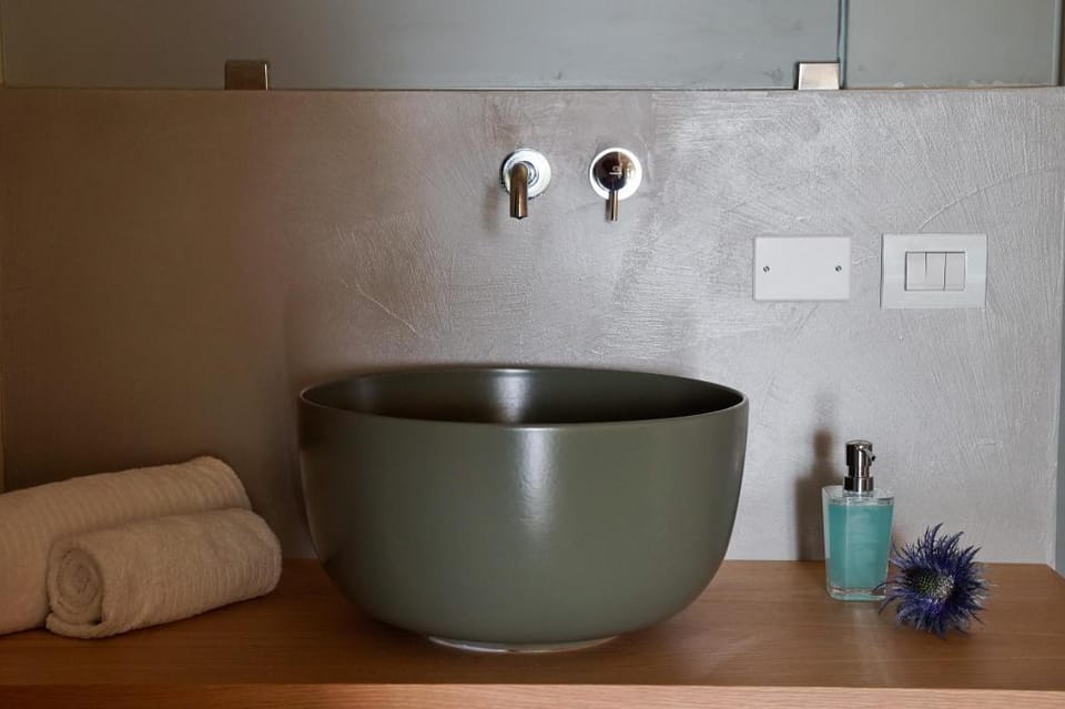 Lakefront Apartment with Jacuzzi Apartment in Salo