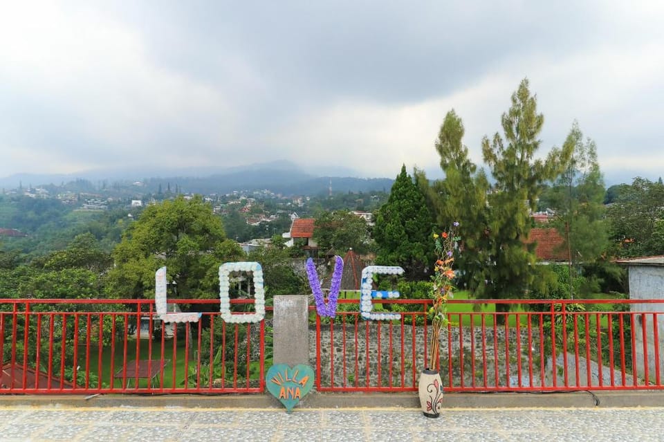 Villa Ana Hotel in East Java