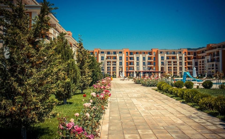 Sea View Apartment Prestige Fort Beach Apartment in Burgas Province