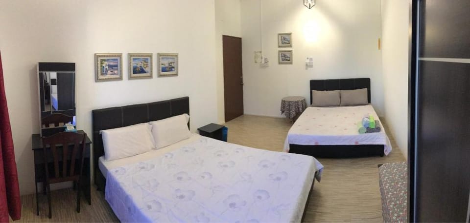 Le Paris Homestay @ 10pax Kubota Tawau Apartment in Sabah