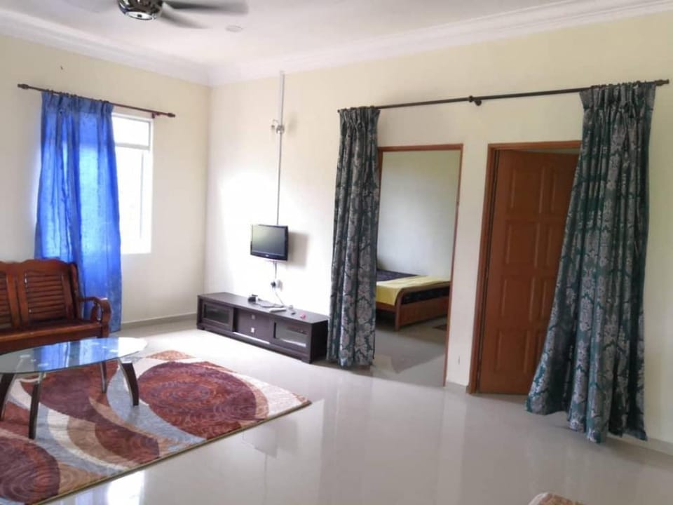 HomeStay Tok Umi Dungun(3 Bilik Aircond) Vacation rental in Terengganu, Malaysia