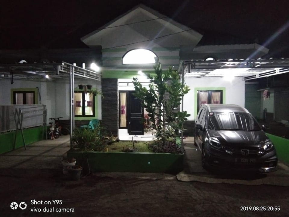 Homestay Kenanga Vacation rental in West Java