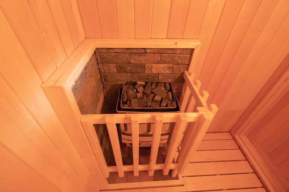 Lake Toya lodge Sigra with Sauna Vacation rental in Hokkaido Prefecture
