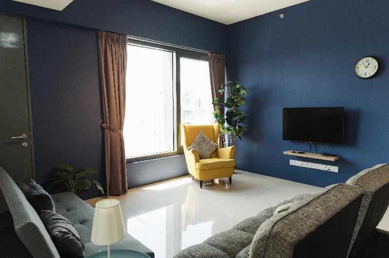 The Cedar, 2BR Cityview @Tropicana 218 Macalister Vacation rental in George Town