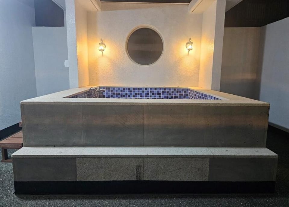 GEOJE, Private Pool Villa with Individual Swimming Pool and Open-Air Bath with Geoga Bridge View!! Vacation rental in South Korea