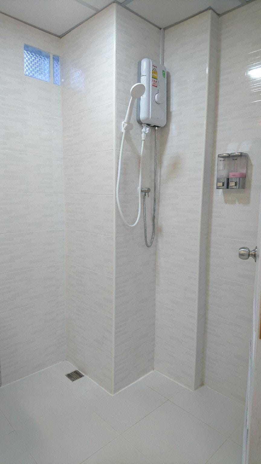 Muaeng / Paknam Apartments Apartment in Bangkok
